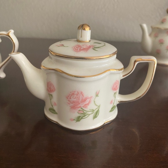 Vintage, Set of 4, Retired Party Lite, Romantic Chic Teapot Tea light Holders - Picture 6 of 11